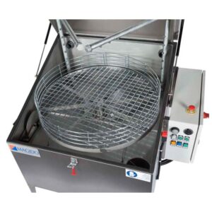 top view of washer with basket exposed L102 with 2 spray bars